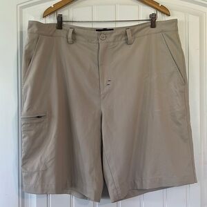 St Andrews of Scotland Dri Fit Golf Shorts Size 42